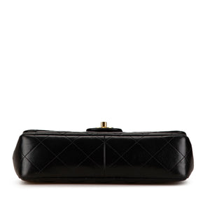 Chanel Medium Quilted Lambskin Border Single Flap Black