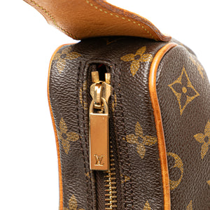 Louis Vuitton Monogram Croissant MM Brown